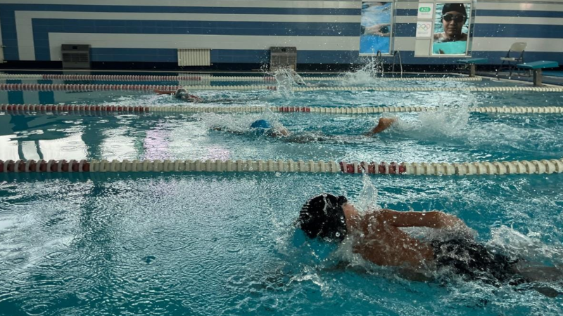 Üzgüçülük üzrə şəhər birinciliyinin qalibləri müəyyənləşiblər