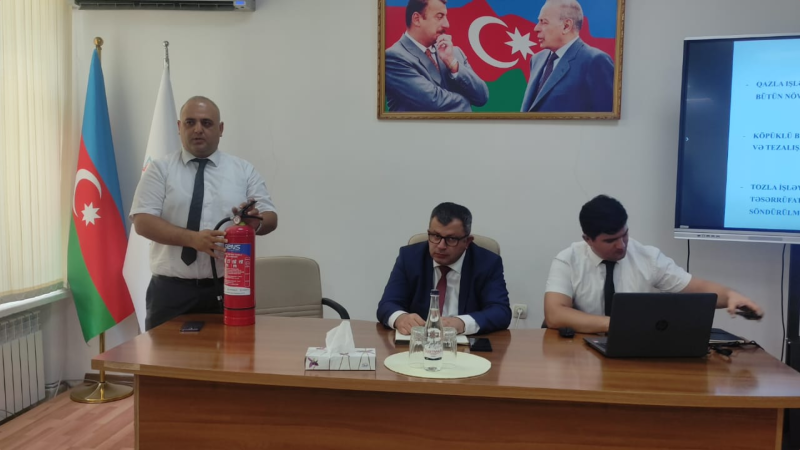 Səhiyyə işçilərinə fövqəladə hallarla bağlı davranış qaydaları izah edilib
