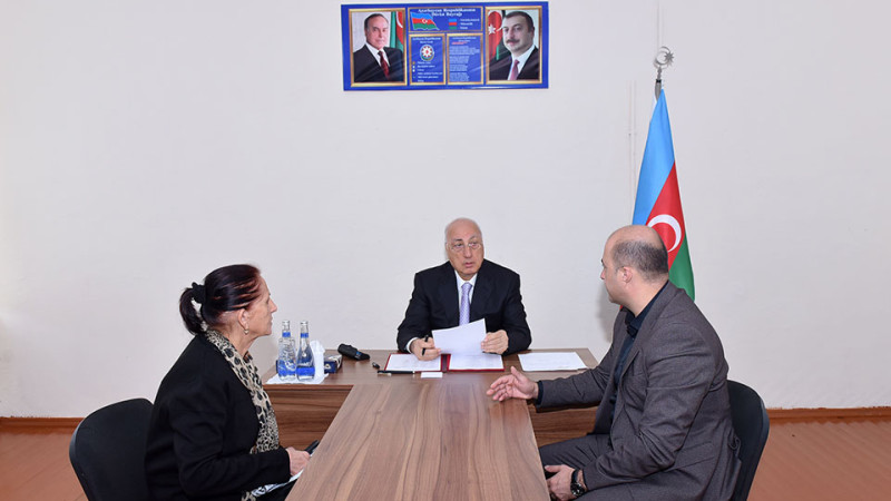 Zakir Fərəcov vətəndaşlarla görüşüb