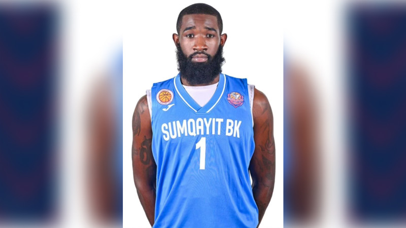 “Sumqayıt” amerikalı basketbolçu ilə vidalaşdı