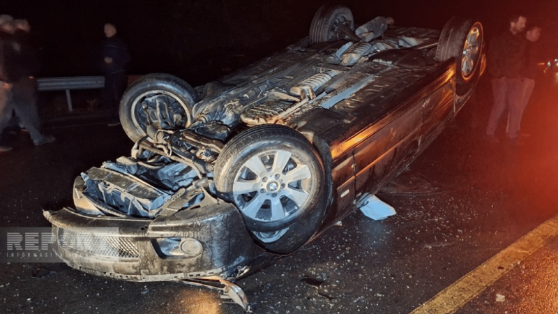 Şəhər sakini yol qəzasında xəsarət alıb