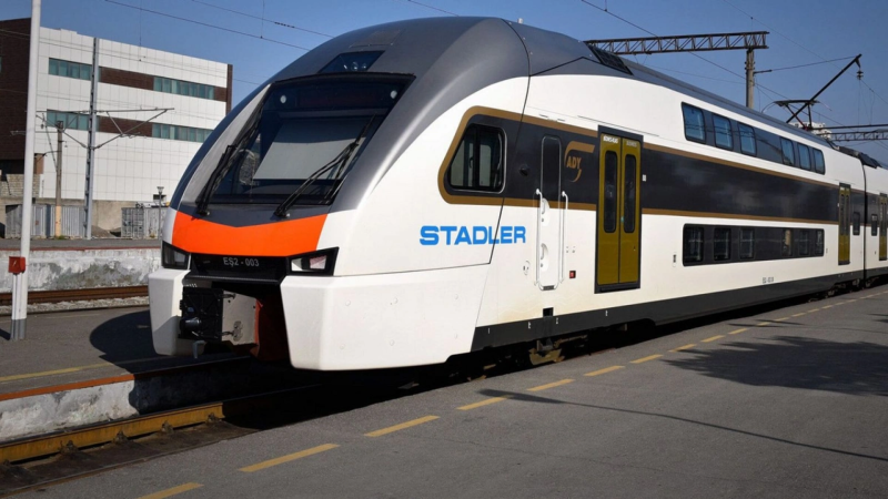 Bakı-Sumqayıt qatarının gecikmə səbəbi AÇIQLANDI