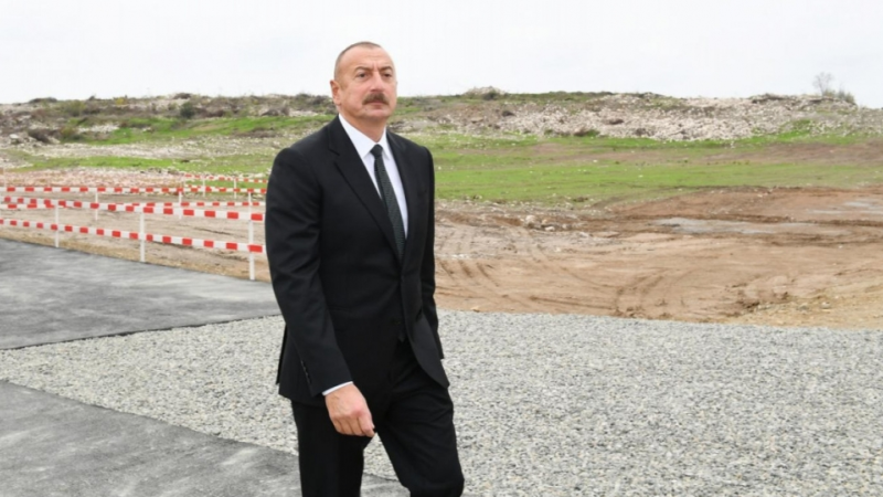 Prezident: Azad edilmiş torpaqlarda aparılan işlər miqyasına görə xüsusi xarakter daşıyır