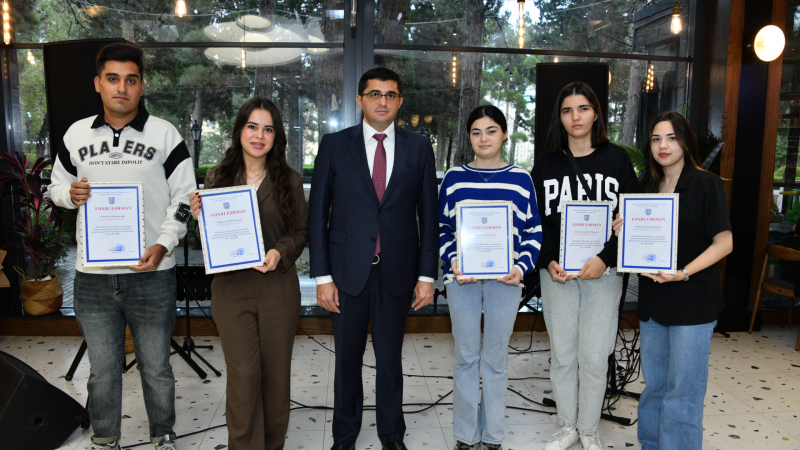 SDU-nun yüksək akademik nəticə göstərən tələbələri təltif ediliblər