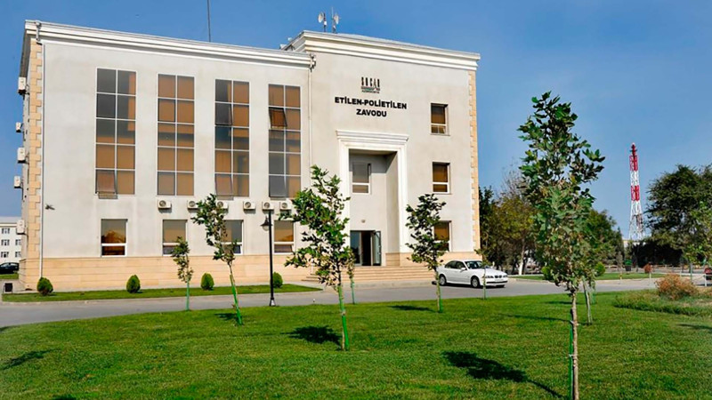 Etilen-polietilen zavodu mühüm nailiyyətlər əldə edir