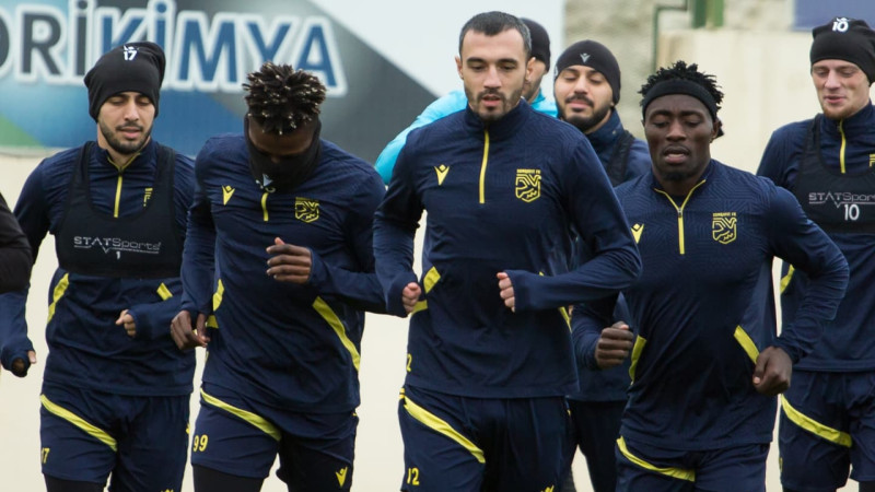 “Sumqayıt”ın prezidenti futbolçulara nə vəd etdi?