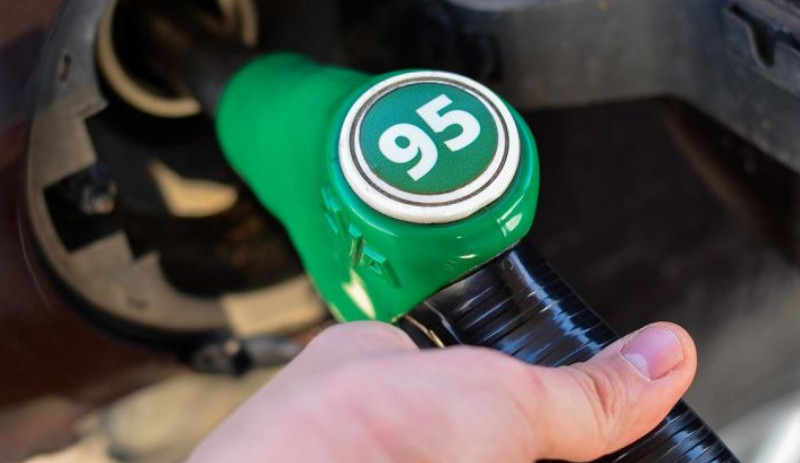 Azərbaycanda Aİ-95 markalı benzin ucuzlaşacaq? - RƏY