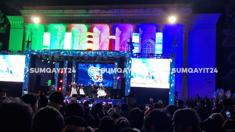 Möhtəşəm konsertdən görüntülər - VİDEO