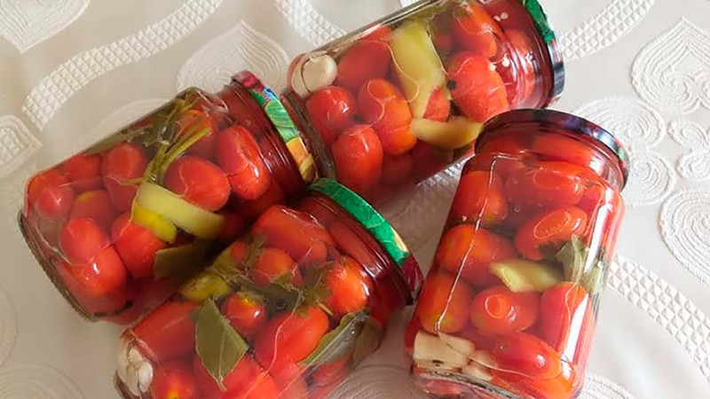 Sumqayıtda pomidor turşusu can aldı