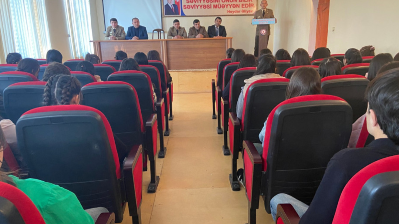 FHN məktəblilərə fövqəladə hallarda davranış qaydalarını izah edib