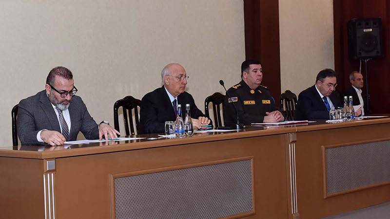 FHN-in bir qrup əməkdaşı Fəxri fərmanla təltif edildi