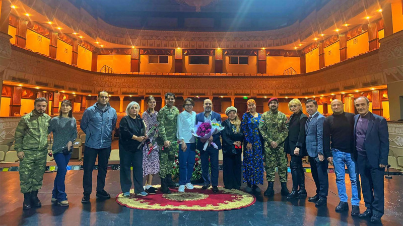Sumqayıt teatrı Bakı səhnəsində