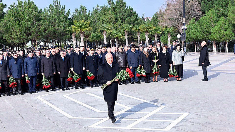 Sumqayıtda Heydər Əliyevin xatirəsi anılıb