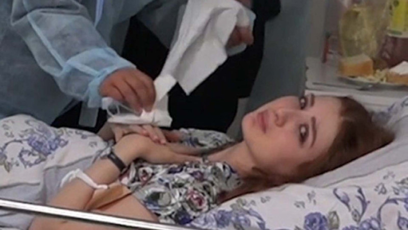 Stüardessa Aydan Rəhimlinin anası: “Hava limanına gedirəm”