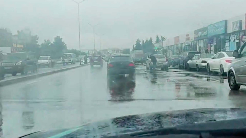 Sumqayıt yollarında nömrəsiz “BMW”