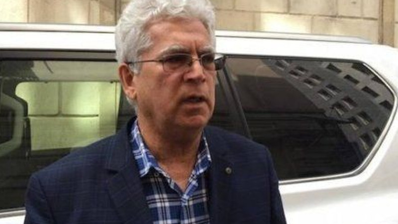 İnsult keçirən tanınmış vəkildən xəbər var