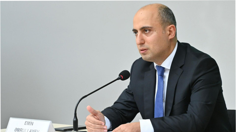 Nazir məktəbəqədər təhsildən danışıb