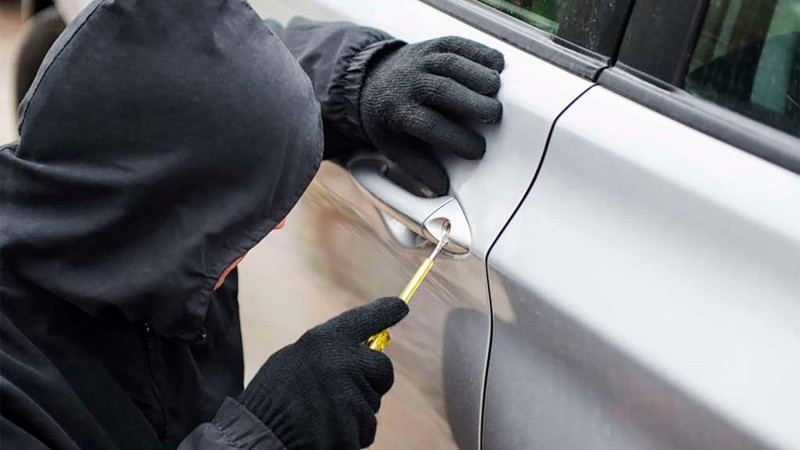 Ceyranbatanda avtomobil qaçırılıb