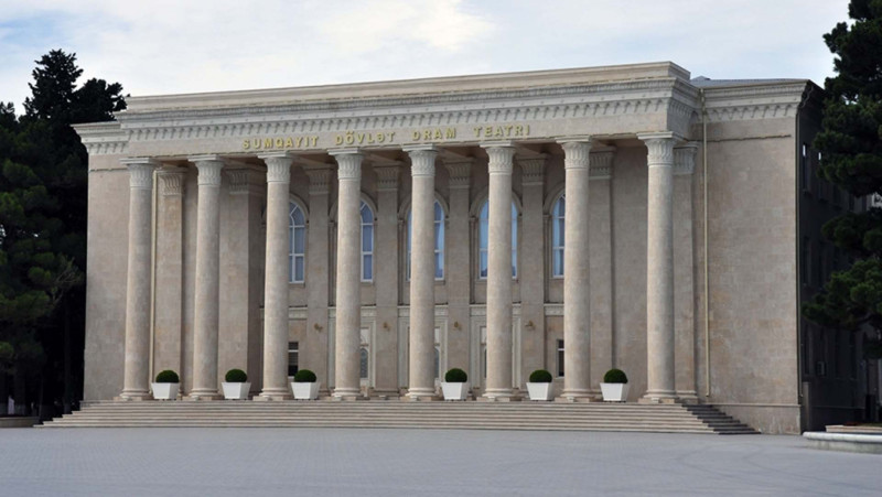 Sumqayıt teatrı balaca izləyicilərini unutmadı - YENİ TAMAŞA