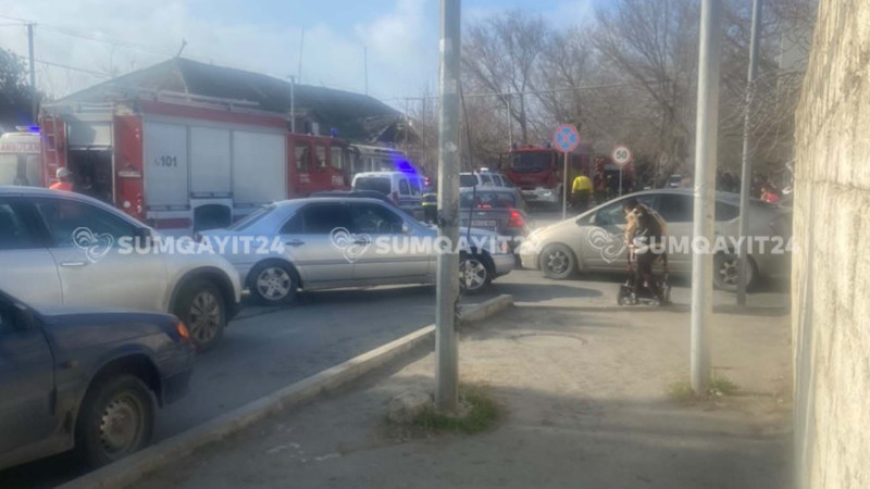 İnşaatçılar qəsəbəsindəki mənzildə YANĞIN