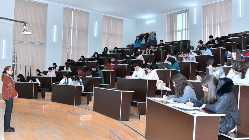 SDU-da imtahanlar başlayıb
