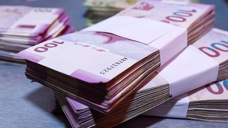 Bu şəxslərin maaşları ARTIRILDI