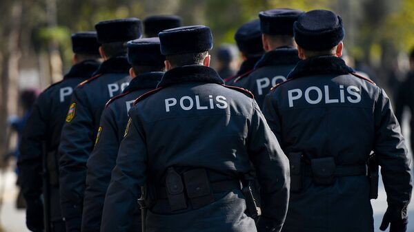 Polis əməkdaşları gücləndirilmiş rejimdə xidmət aparır