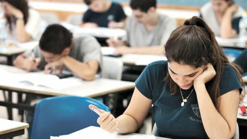 Ali məktəb və kollec imtahanlarına qeydiyyat BAŞLADI