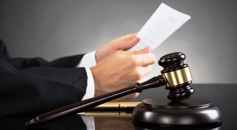 Sevgilisinə sataşanı bıçaqlayan məktəbliyə Sumqayıtda cəza verildi