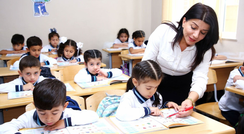 Şagirdlərin yerdəyişməsi prosesi başlayır Şagirdlərin yerdəyişməsi prosesi başlayır