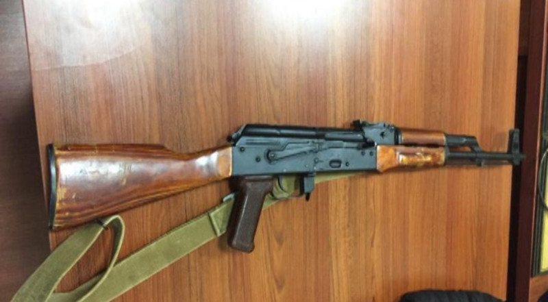 Corat və bulvarda silah-sursat tapılıb