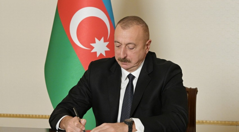 Əmək pensiyalarının indeksləşdirilməsi haqqında Azərbaycan Respublikası Prezidentinin Sərəncamı
