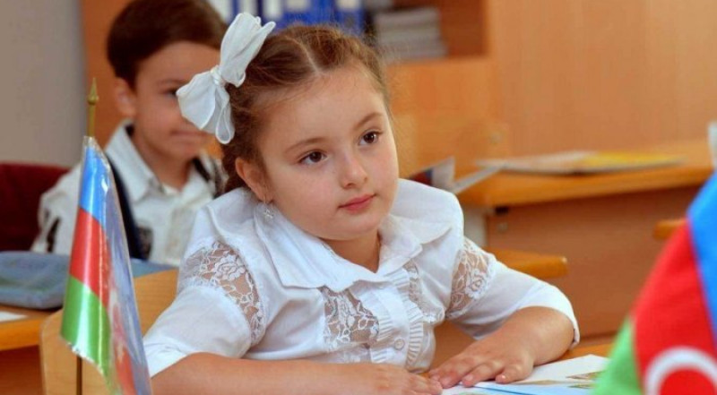 Uşaqların birinci sinfə qeydiyyatı ilə bağlı MÜHÜM XƏBƏR Uşaqların birinci sinfə qeydiyyatı ilə bağlı MÜHÜM XƏBƏR