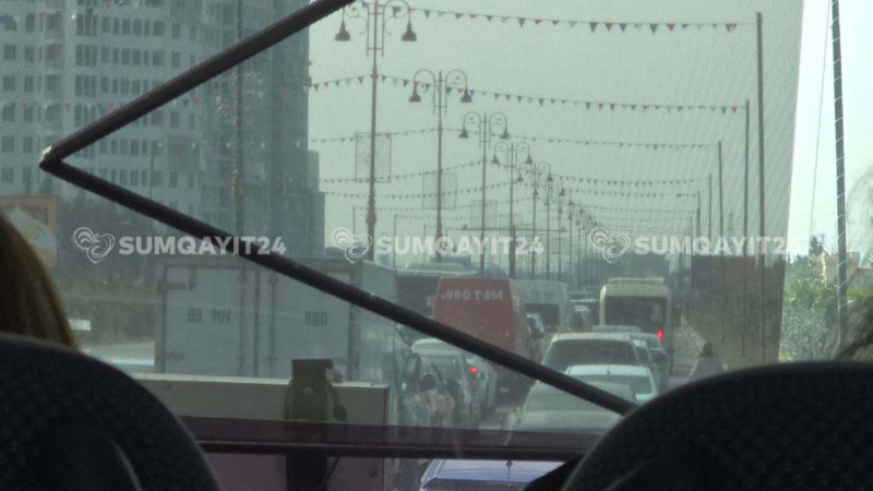 Sumqayıtın çıxışında uzun TIXAC