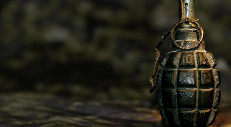 Polis vətəndaşlarda avtomat və qumbara aşkarlayıb