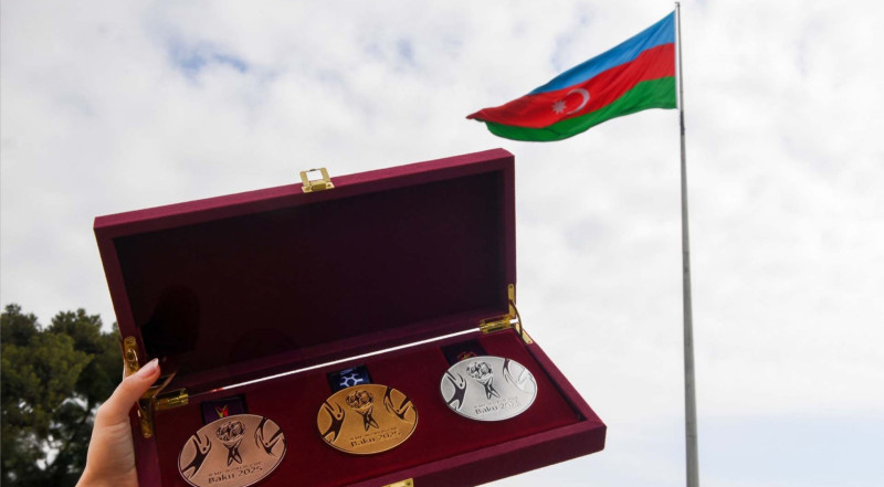 Bakıdakı dünya çempionatının medalları təqdim edilib – FOTO