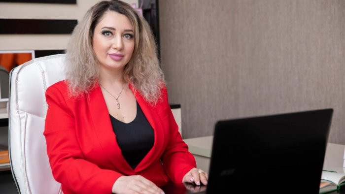 “Erkən nikaha sövq edən valideynlər məsuliyyətə cəlb olunmalıdırlar” – Ekspertlərdən AÇIQLAMA