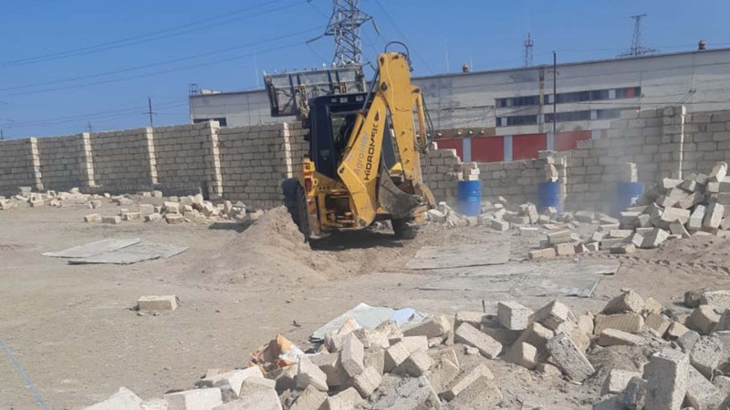 Sumqayıtda qanunsuz tikilən hasar sökülüb