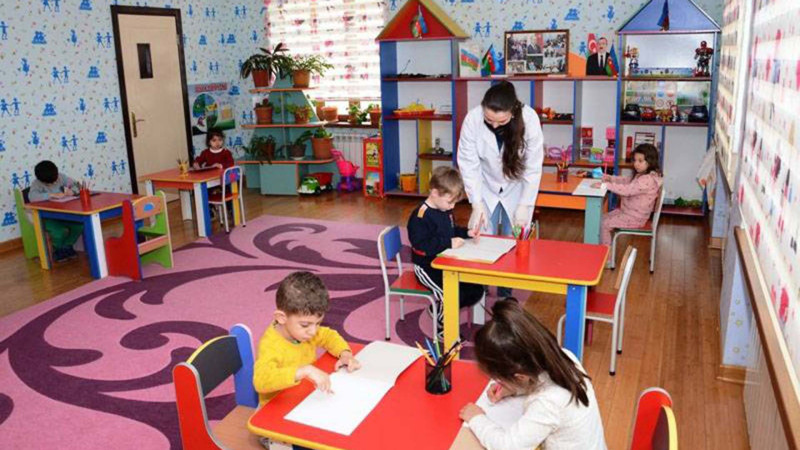 Sumqayıt üzrə tərbiyəçi-müəllimlərin yerdəyişməsinə start verildi