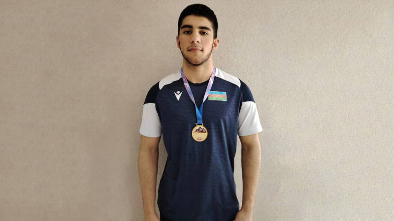 Sumqayıtlı güləşçi Serbiyada birinci oldu