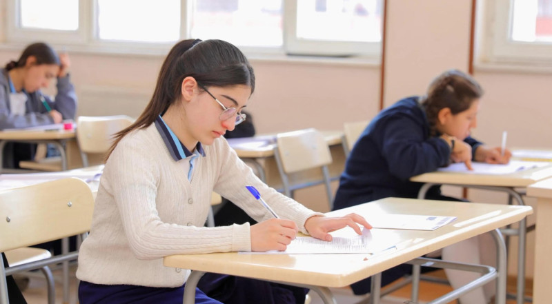 Sumqayıtda buraxılış imtahanı keçiriləcək Sumqayıtda buraxılış imtahanı keçiriləcək