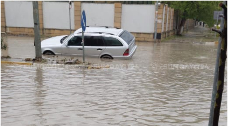 Sumqayıtda su basmış ərazilərdən XƏBƏR VAR