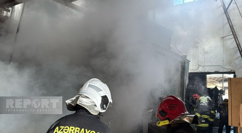 Sumqayıtda sexdə yanğın olub - VİDEO