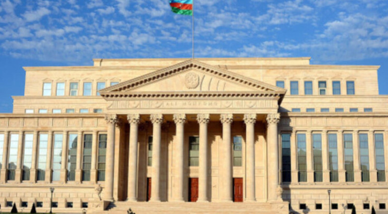 Sumqayıt Məşğulluq Mərkəzinin sabiq məmurunun kassasiya şikayətinə baxılıb 