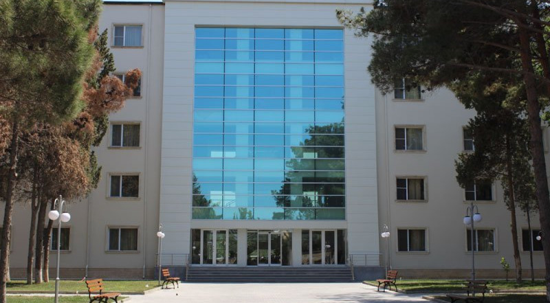 Offroad yolları olan Sumqayıt xəstəxanası - VİDEO