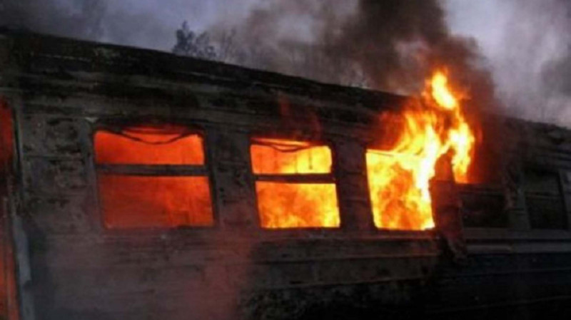 Tağıyev qəsəbəsindəki vaqonda yanğın olub