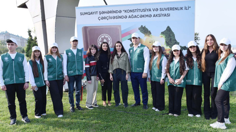 Leyla Əliyeva və Arzu Əliyeva Sumqayıtda ağacəkmə aksiyasında iştirak ediblər