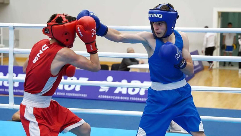 Sumqayıt boksçuları paytaxtdan medallarla dönüblər