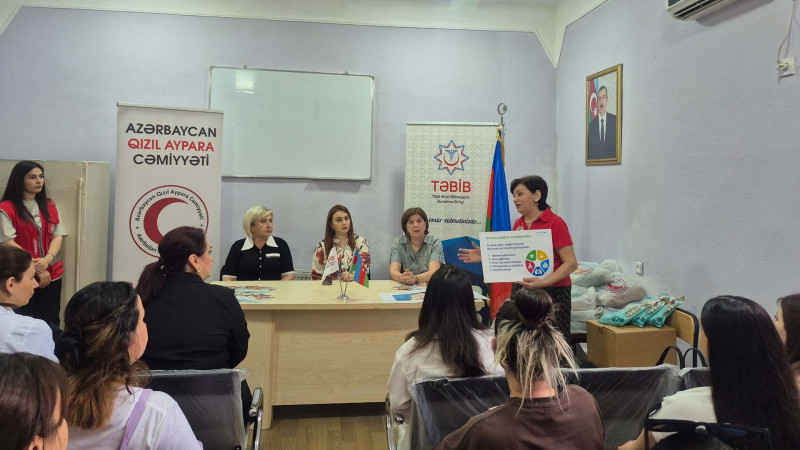 QAC Sumqayıtda hamilə və yeni ana olan qadınlar üçün tədbir təşkil edib