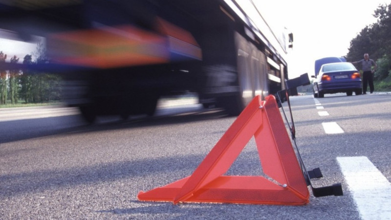 Sumqayıtda qadını yük maşını vurub - VİDEO